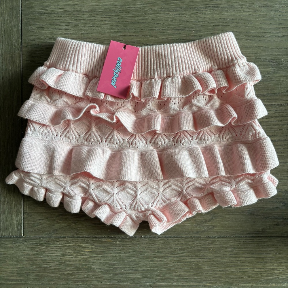 Edikted Pink Ruffle Knit Shorts